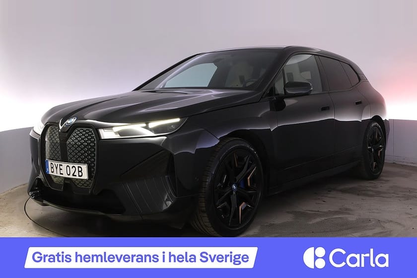 Bild 1 av BMW iX xDrive40 Sport Drag Pano H/K BLIS 360 HUD DAP
