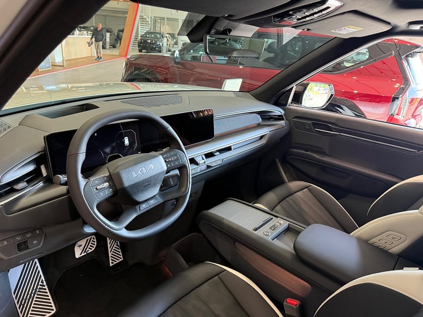 Bild 5 av Kia EV9 AWD GT-Line 7-sits Business Edition *OMG LEV*
