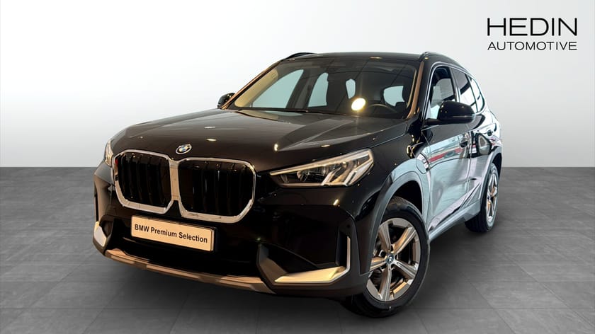 Bild 1 av BMW X1 xDrive25e Rattvärme Tonade Rutor Dragkrok
