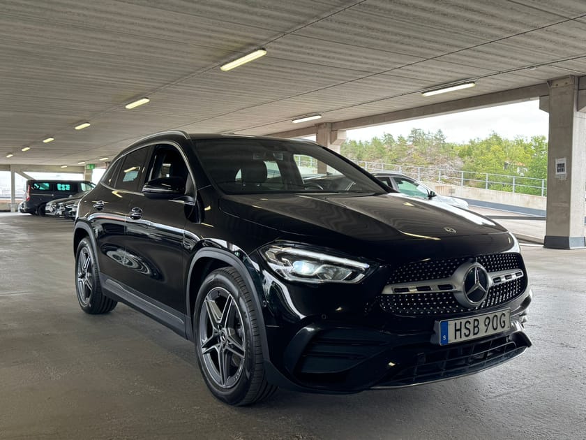 Bild 3 av Mercedes-Benz GLA 220 d AMG LINE