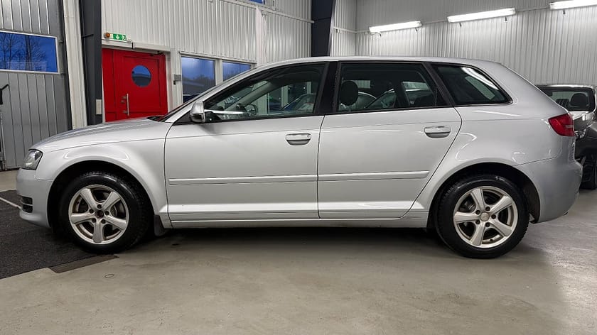 Bild 5 av Audi A3 Sportback 1.6 TDI Manuell, 105hk, Nykam, Nyservad