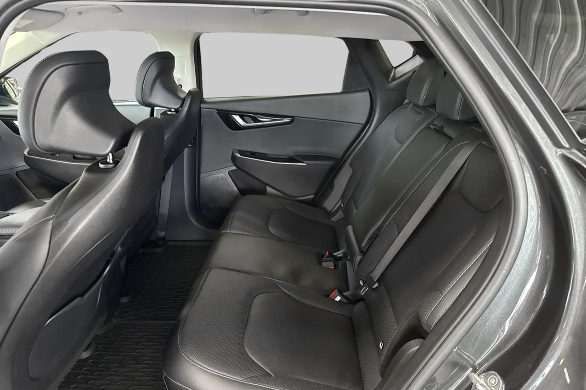 picture of a car