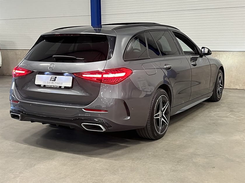 Bild 5 av Mercedes-Benz C 300 T e 313 HK / AMG Line / Panorama / Burmester / HUD /