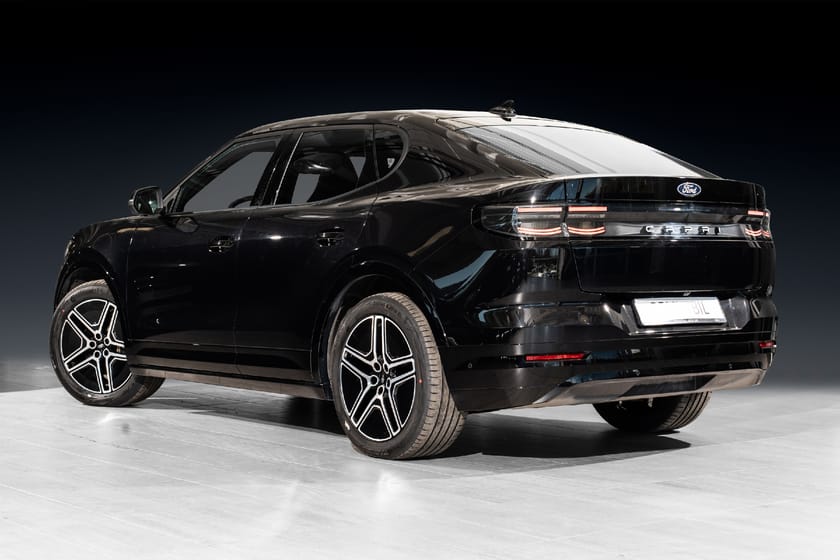 Bilde 2 av Ford Capri EV Extended Range AWD Premium Krok | Massasje | V.Pumpe