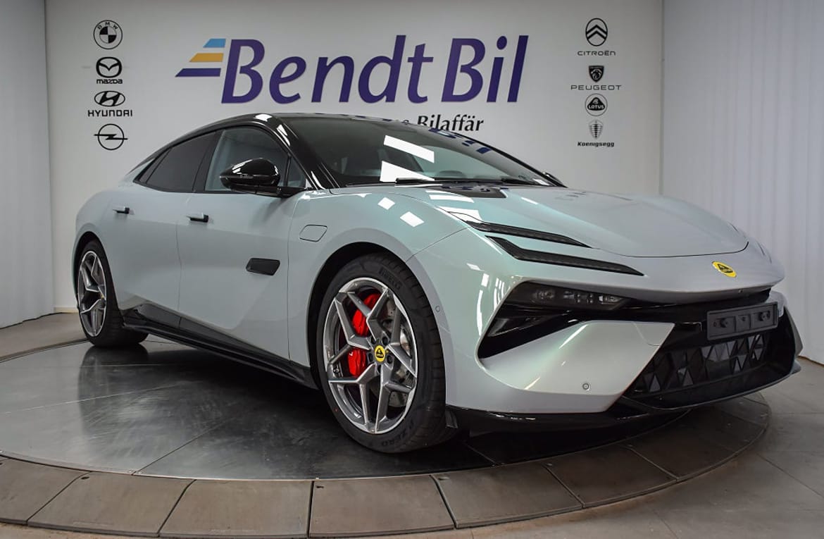 Lotus Emeya 2024