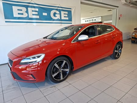Volvo V40 D2 R-Design 120HK Ny Kamrem P-Värmare Navi