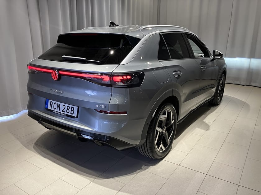 Bild 3 av Volkswagen T-Roc R-LINE  1.5 ETSI 150 HK DSG7