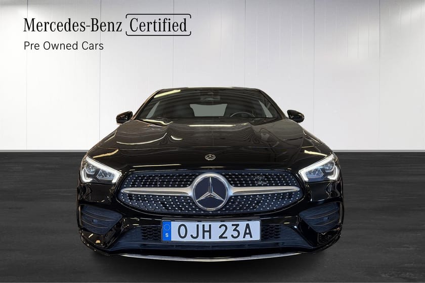 Bild 2 av Mercedes-Benz CLA 200 AMG/Panorama/Burmester/Panelbelysning