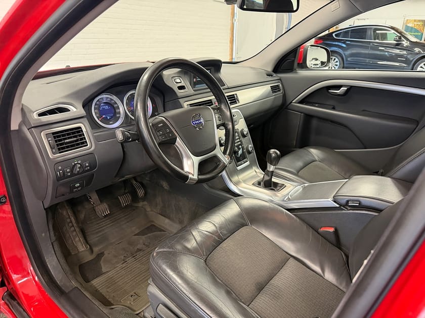 Bild 5 av Volvo V70 T4 Momentum Euro 5|Drag| Ny-Servad | NyBesiktigad | SoV