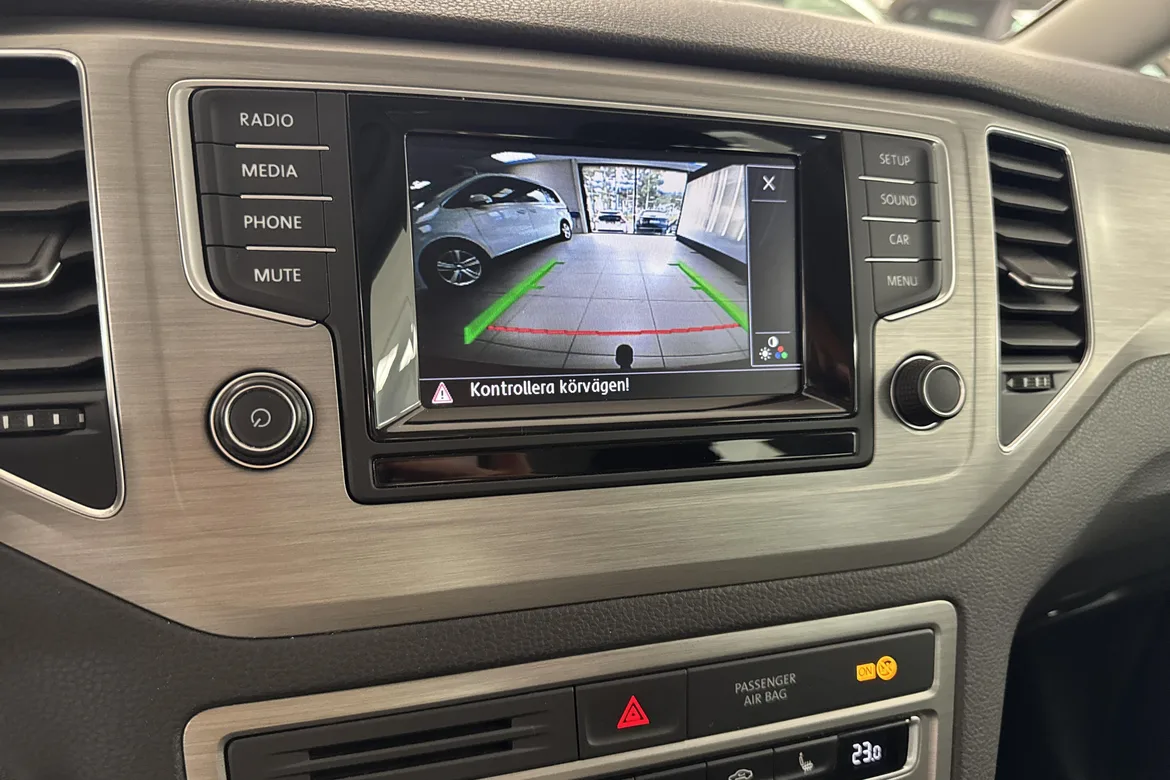 picture of a car