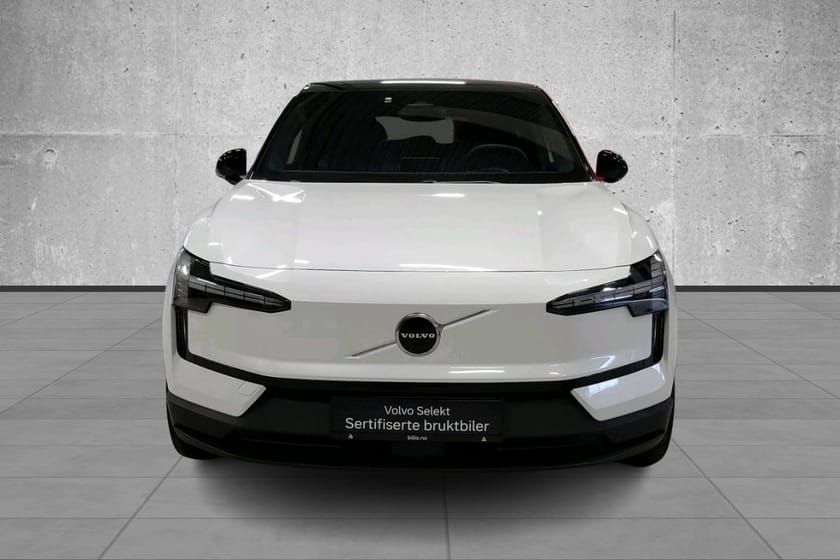 Bilde 2 av Volvo EX30 Twin Motor Performance Ultra / 360kamera / Panorama / 20"
