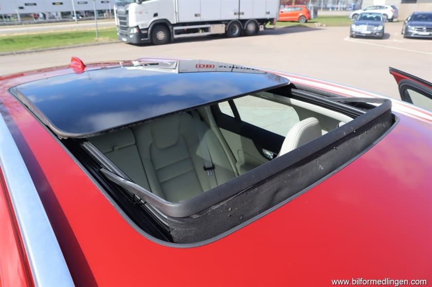 Bild 4 av Volvo V60 Cross Country B4 AWD 197hk Plus Momsbil Geartronic