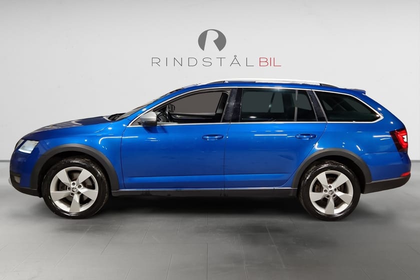 Bild 4 av Škoda Octavia Scout TDI 184 HK DSG AWD PREMIUM D-VÄRM DRAG