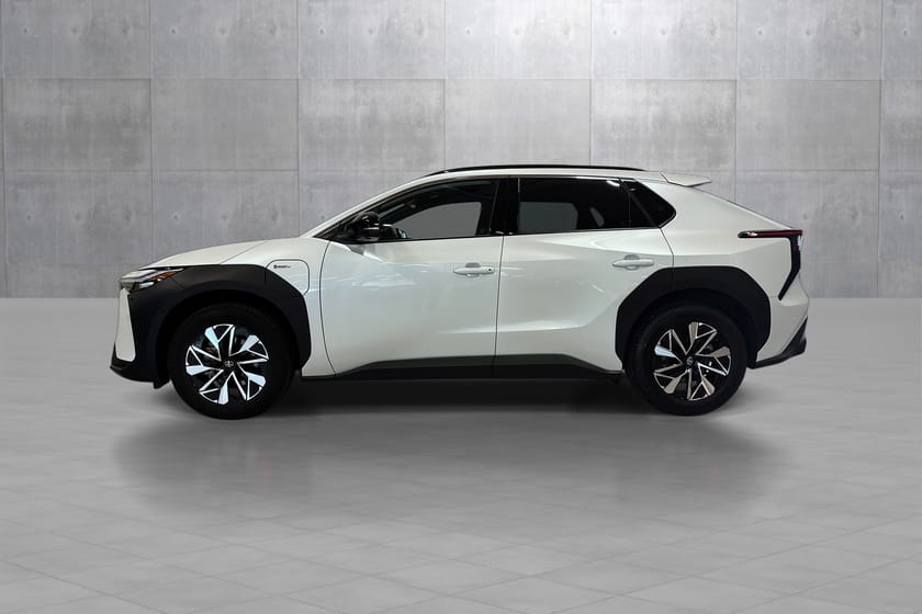 Bilde 2 av Toyota bZ4X Elektrisk 204 hk Automatgir Executive