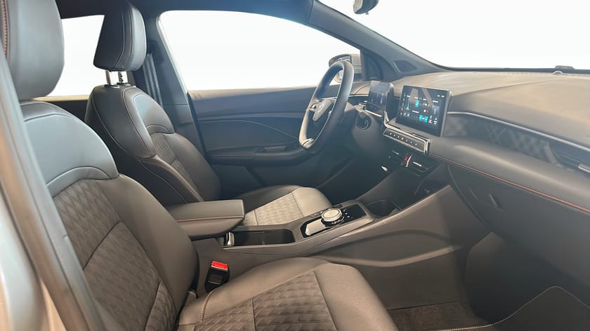 Bild 3 av MG 3 Hybrid+ LUXURY / HEV 1.5 /  PL från 2995 / RÄNTEKAMPANJ/