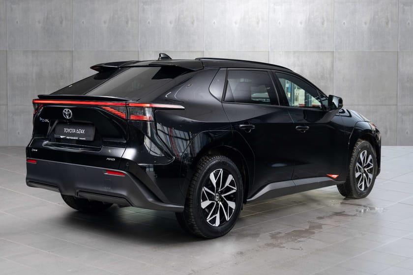 Bilde 5 av Toyota bZ4X AWD Executive