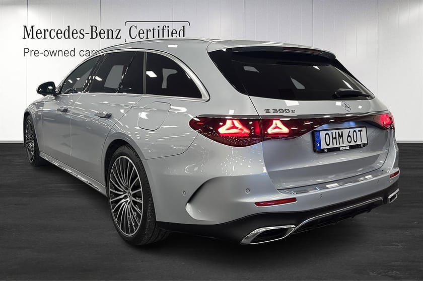Bild 4 av Mercedes-Benz E 300 T e AMG Pano Drag 360 Carplay