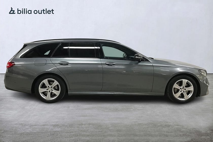 Bild 4 av Mercedes-Benz E 220 T d AMG 194hk Navi Burmester Drag Nightpkt 360°