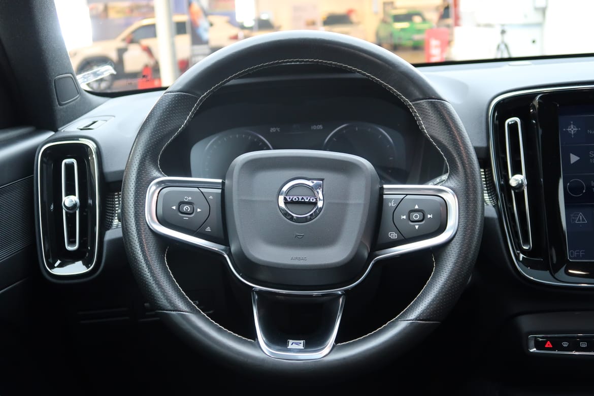 Volvo XC40 2019 - miniatyr 7