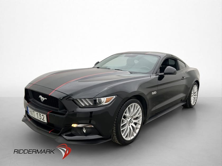 Bild 3 av Ford Mustang GT 5.0 V8 421hk Skinn Svensksåld Tre-brukare