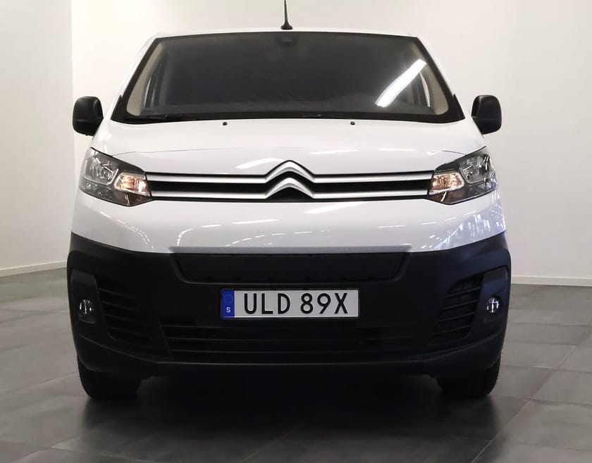 Bild 2 av Citroën ë-Jumpy 75 e-jumpy 5-sits Crewcab KWh Drag Moms Värmare