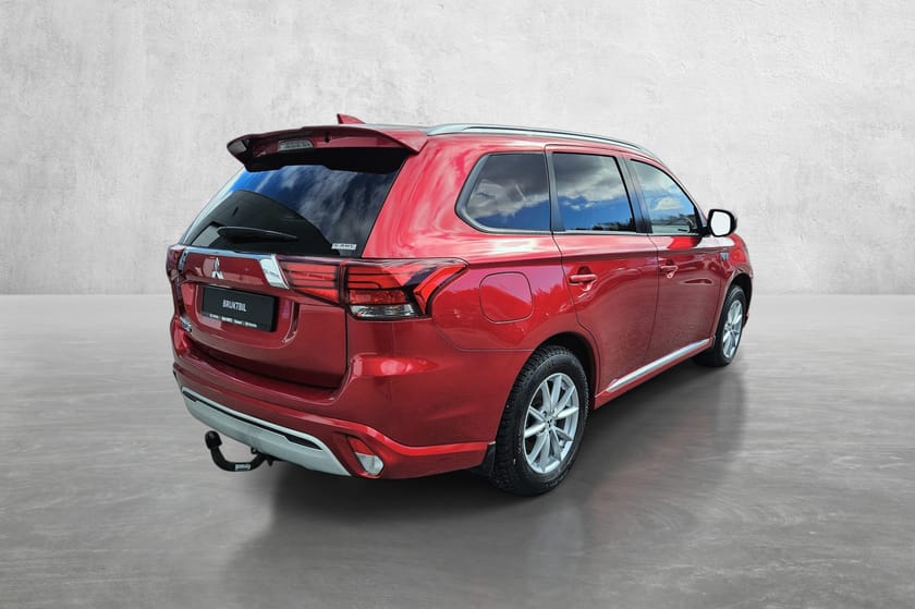 Bilde 5 av Mitsubishi Outlander PHEV Invite 2,4 224hk