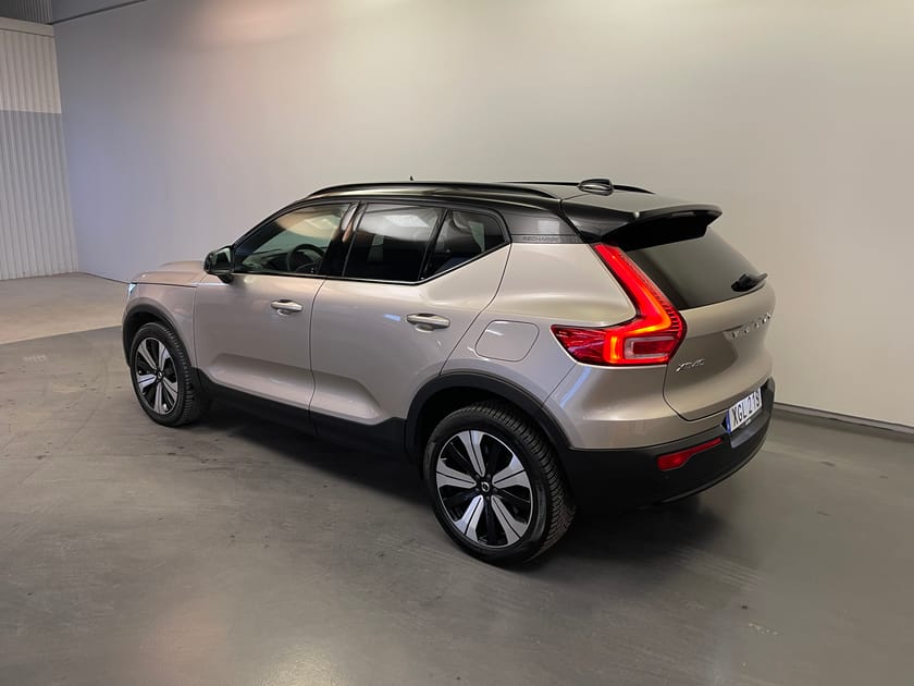 Bild 3 av Volvo XC40 Recharge Single Motor Core / Mörkt tonade rutor / Klimatpaket /