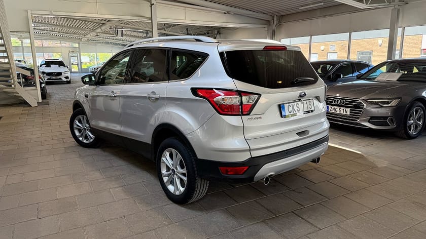 Bild 5 av Ford Kuga 1.5 EcoBoost 150 hk Titanium 2WD|Drag|Backkamera