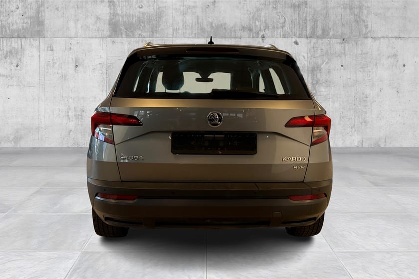 Bilde 4 av Škoda Karoq 2.0 150hk 4x4/Krok/Webasto/ACC/R.Kam/Carplay/EU28++