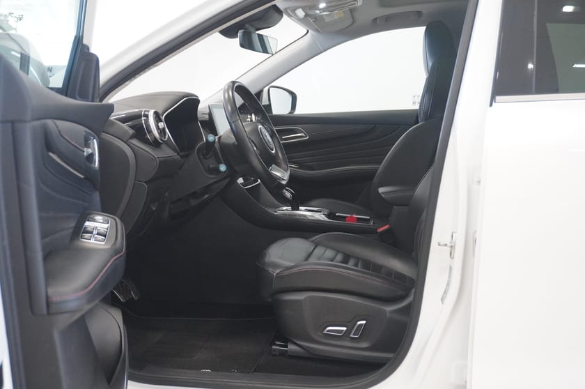 Bild 2 av MG EHS PHEV Luxury