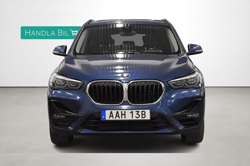 Bild 3 av BMW X1 xDrive25e Plug-in Sport Line HUD Pano Navi Dragkrok