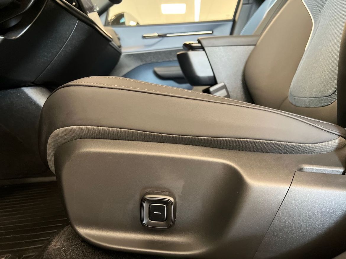 Volvo EX30 2025 - miniatyr 11