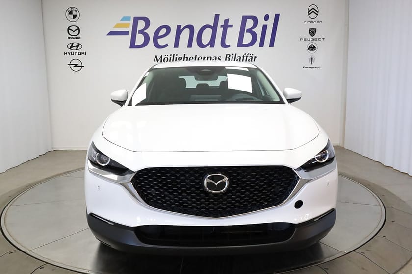 Bild 2 av Mazda CX-30 2.0 e-SKYACTIV-X M Hybrid AWD | Centre-line | Adapt fh.