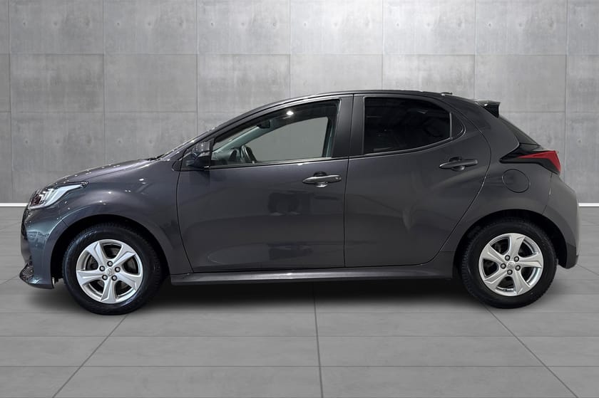 Bilde 2 av Toyota Yaris Hybrid 115 1,5l Active Tech, 6,40% med 10% EK
