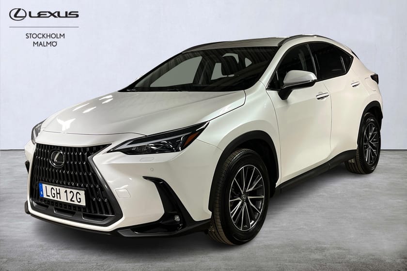 Bild 1 av Lexus NX 450h+ Business Plus AWD Dragkrok Skinn P-värm