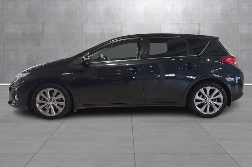 Bilde 2 av Toyota Auris Hybrid 1,8 5D Executive