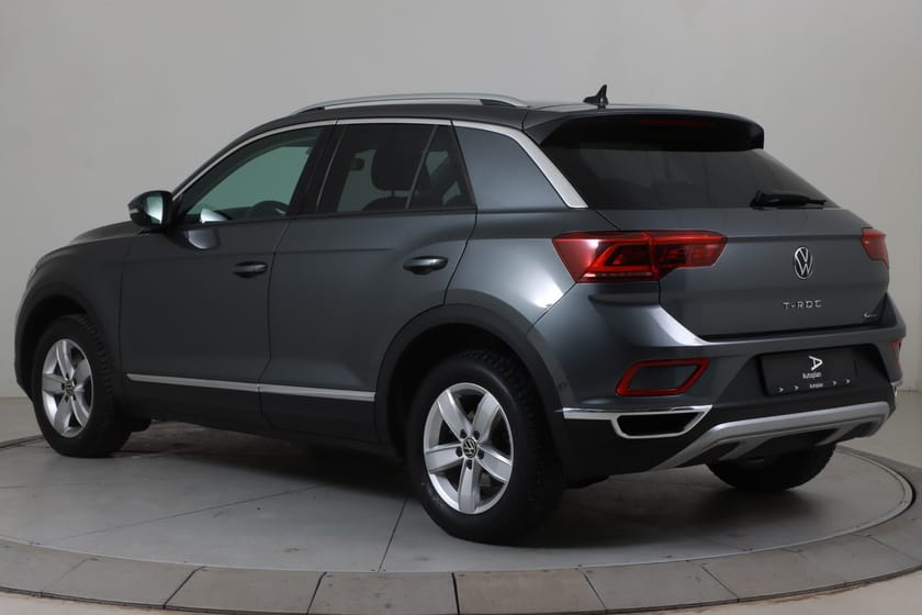 Bilde 3 av Volkswagen T-Roc 2,0 TDI 150hk Style 4MOTION ACC/Krok/Webasto