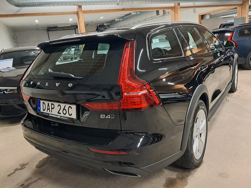 Bild 5 av Volvo V60 Cross Country B4 MILDHYBRID AWD 197HK 4x4 Advanced