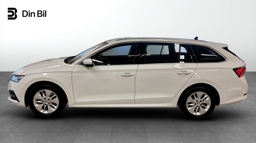 Bild 2 av Škoda Octavia Kombi Ambition 2,0 TDI 4x4 DSG 150 hk