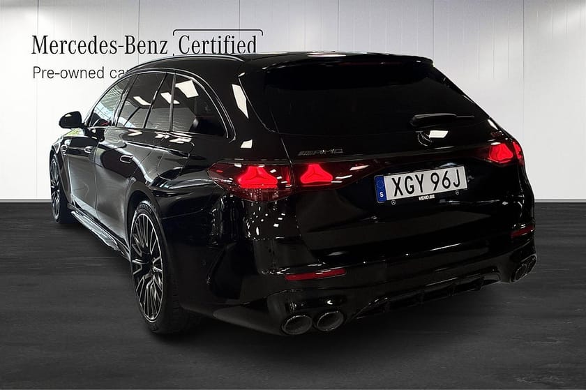 Bild 4 av Mercedes-Benz AMG E 53 HYBRID T 4MATIC+ 4-Matic+ Premium Panorama Drag