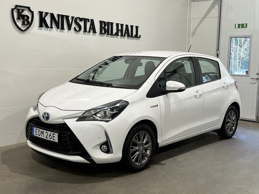Bild 1 av Toyota Yaris Hybrid e-CVT Active Moms Värmare 101hk