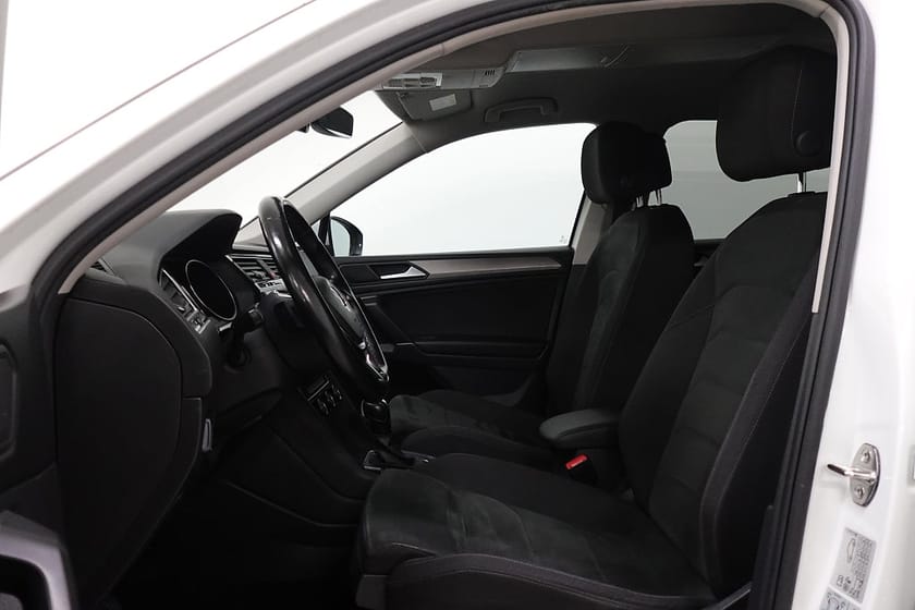 Bild 4 av Volkswagen Tiguan Allspace 7-sätes 7-sits 2.0 TSI OPF 4M Drag P-Värme Adap-F