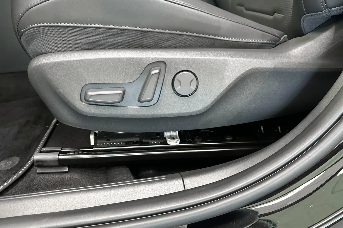 picture of a car