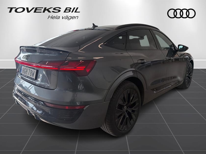 Bild 3 av Audi Q8 Sportback 55 e-tron quattro S LINE Moms Panorama/360/minne