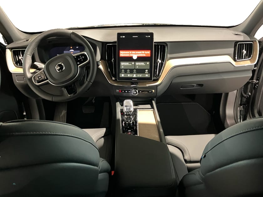 Bild 5 av Volvo XC60 T6 Plus Dark Nordic Edition | Dragkrok | Parkeringskamera bak