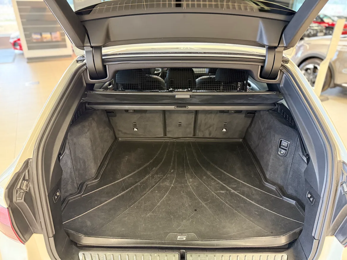 picture of a car