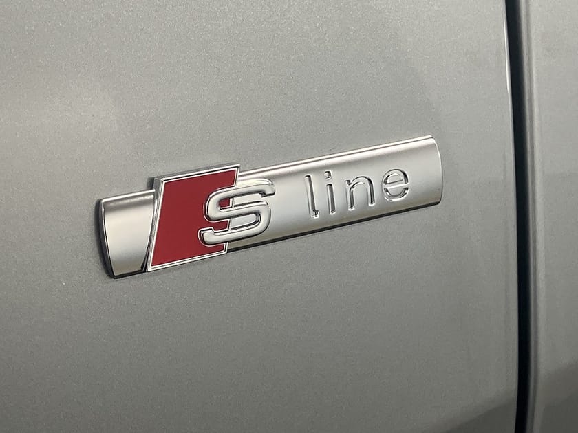 Bild 5 av Audi Q8 50 TDI quattro SUV 210 KW TIPTRONIC