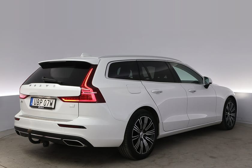 Bild 5 av Volvo V60 Re T6 AWD Inscription Expression Drag Värmare