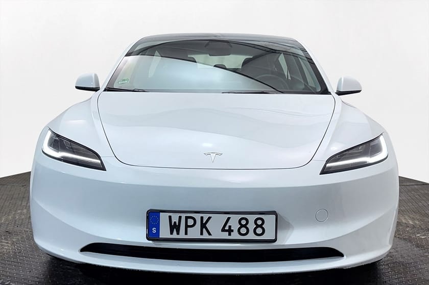 Bild 3 av Tesla Model 3 Long Range AWD Drag Pano Läder Värmepump 400 hk