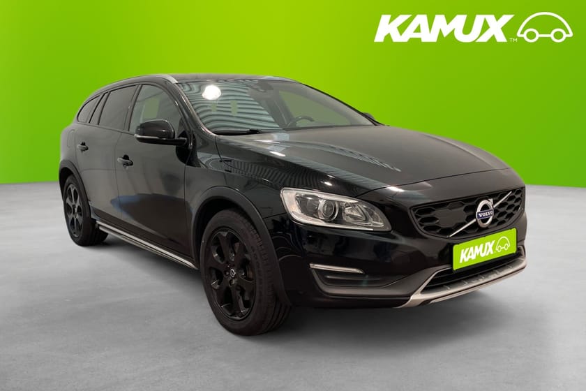 Bild 1 av Volvo V60 Cross Country D3 Momentum  Sensorer Navi Värmare 150hk